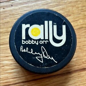 🇨🇦 Rally Bobby Orr Hockey Puck - Made in Canada - 1960’s